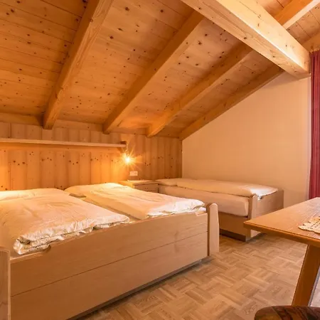 Aparthotel Tlisuera *